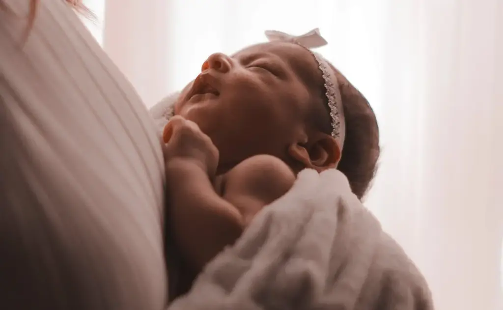 兩個月寶寶作息時間表:打造寶寶安穩好眠指南