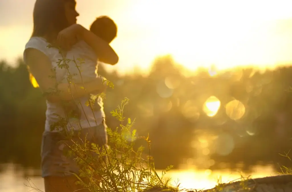 寶寶養育指南：讓新手爸媽輕鬆上手